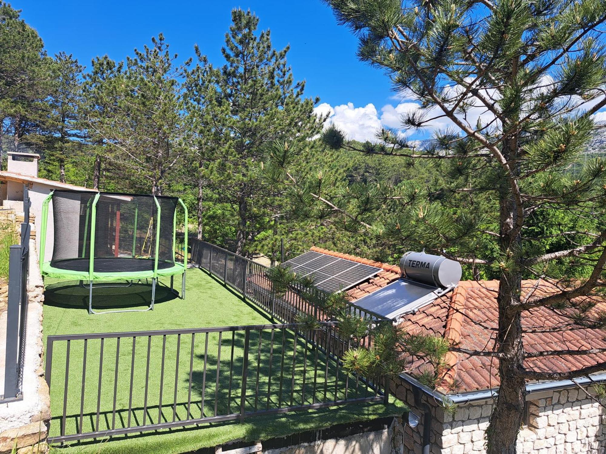 Normabella Holiday Home Tugare Exterior photo